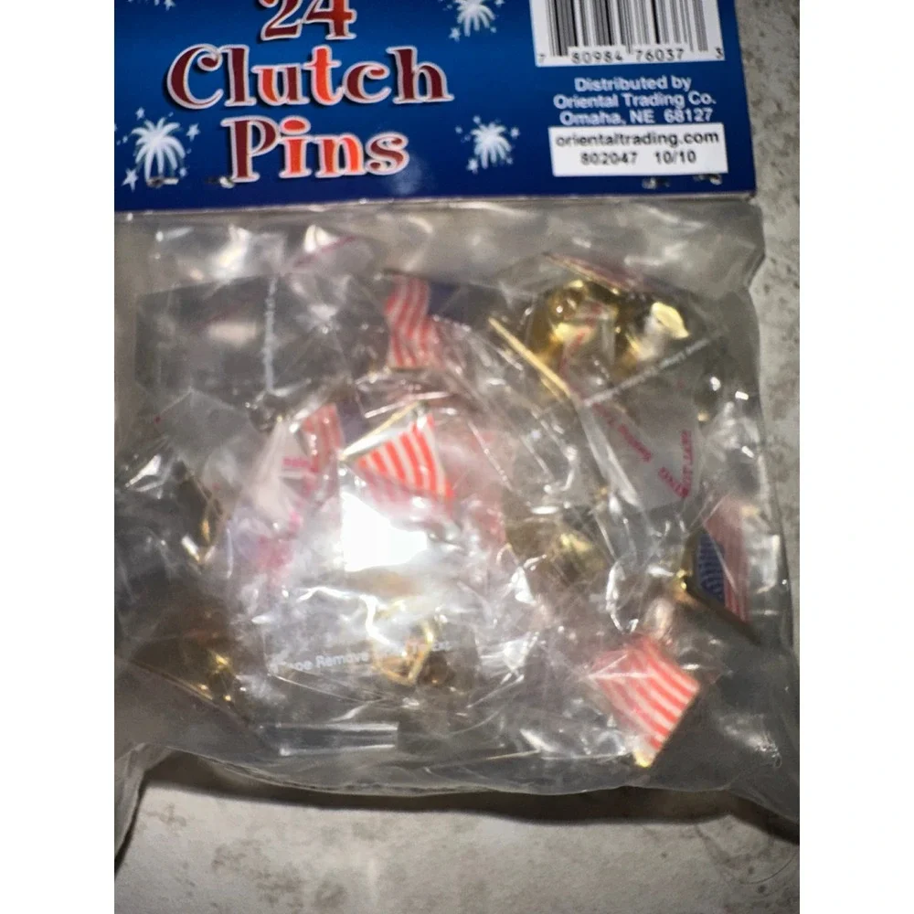Oriental Trading Co Set 24 American Flag Clutch Pins Patriotic US Lapel Pins NEW
